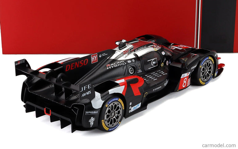 Toyota GR010 3.5L V6 Turbo Hybrid Team Gazoo Racing N°8 24h Le Mans 2024 Sebastian Buemi - Brendon Hartley - Ryo Hirakawa 1:18 IXO Models čierna
