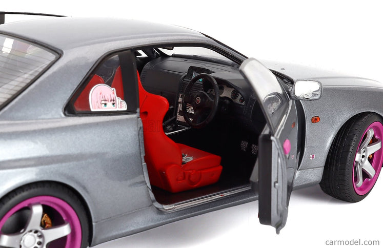 Nissan Skyline GT-R (BNR34) Coupe 1999 1:18 Solido sivá