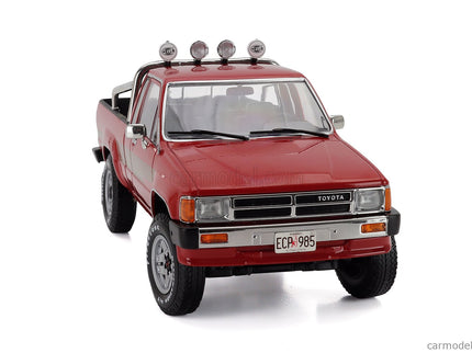 Toyota Hilux Pick-UP Nákladiak Xtra Cab 4x4 1985 1:18 KK Scale červená