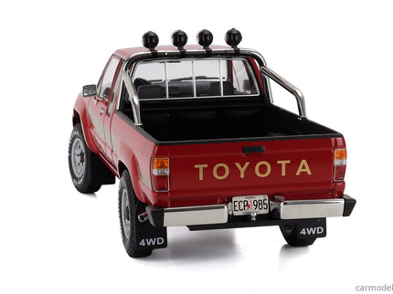 Toyota Hilux Pick-UP Nákladiak Xtra Cab 4x4 1985 1:18 KK Scale červená