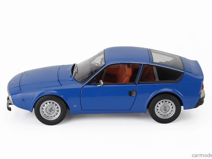 ALFA ROMEO Giulia GT 1300 Junior Zagato 1969 1:18 Norev modrá