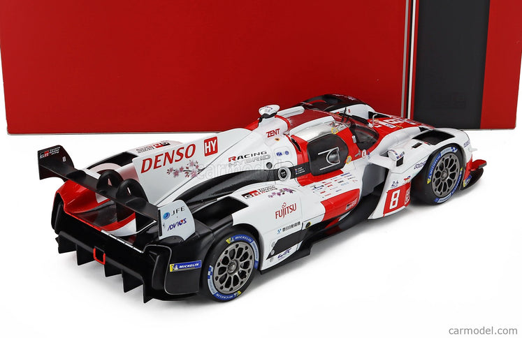 Toyota GR010 3.5L V6 Twin Turbo Hybrid Team Gazoo Racing N°8 2. Miesto 24h Le Mans 2023 Sebastien Buemi - Brendon Hartley - Ryo Hirakawa 1:18 IXO Models biela červená