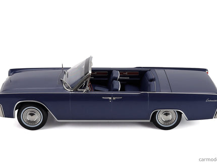 Lincoln Continental Cabriolet 1963 1:18 KK Scale modrá