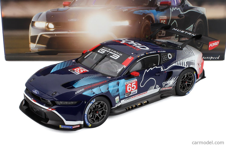 Ford Mustang GT3 5.4L V8 Team Multimatic Motorsports N°65 Víťaz Gtd Pro Class IMSA 24h Daytona 2025 Christopher Mies - Dennis Olsen - Frederic Vervisch 1:18 IXO Models modrá
