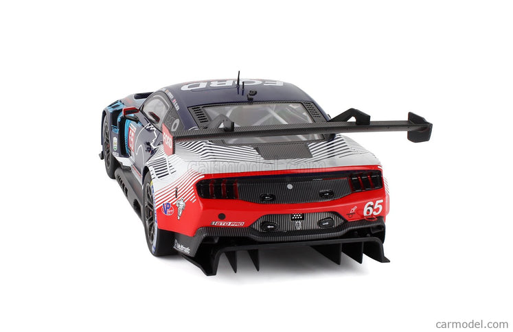 Ford Mustang GT3 5.4L V8 Team Multimatic Motorsports N°65 Víťaz Gtd Pro Class IMSA 24h Daytona 2025 Christopher Mies - Dennis Olsen - Frederic Vervisch 1:18 IXO Models modrá