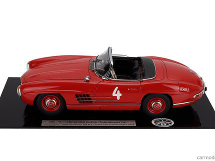 Mercedes Benz 300SL Roadster Spider Open N°4 Pferdsfeld Rennen 1961 - Classic Gala Schwetzinger International Concours D'elegance 2026 1:18 CMC červená