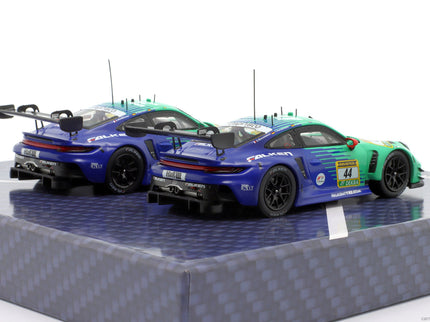 Porsche Set 2X 911 992 GT3 R Team Falken Motorsports 24h Nurburgring 2025 N°44 Dorian Boccolacci - Tim Heinemann - Dennis Marschall - Morris Schuring + N°33 Julien Andlauer - Nico Menzel - Sven Muller - Alessio Picariello 1:43 IXO Models zelená modrá
