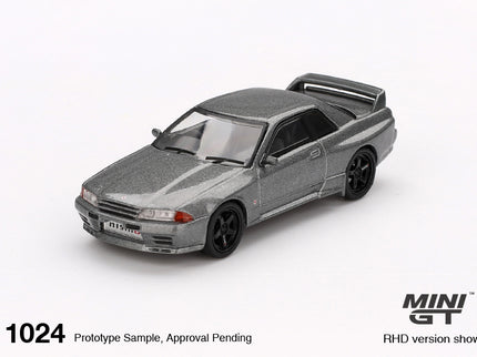Nissan Skyline GT-R Nismo BNR32 CRS Version 1:64 MINI GT Dark Metal Gray