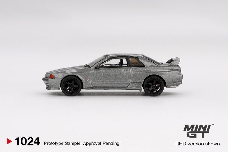 Nissan Skyline GT-R Nismo BNR32 CRS Version 1:64 MINI GT Dark Metal Gray