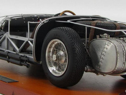 Maserati Telaio - 300S Rolling Chassis 1956 1:18 CMC strieborná