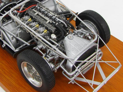 Maserati Telaio - 300S Rolling Chassis 1956 1:18 CMC strieborná