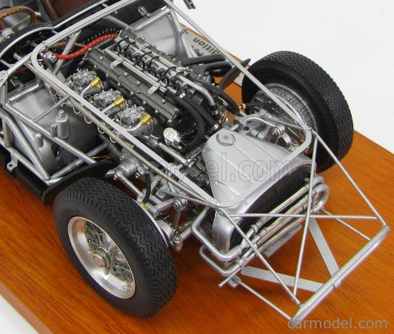 Maserati Telaio - 300S Rolling Chassis 1956 1:18 CMC strieborná