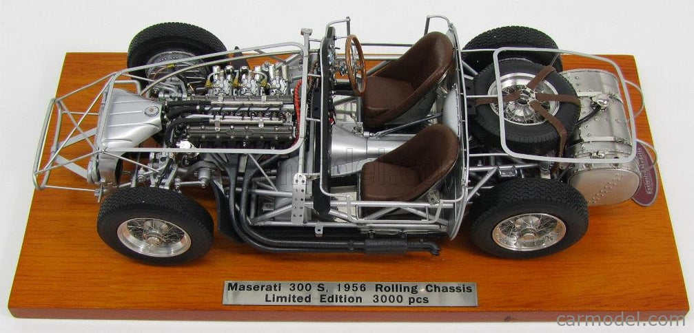 Maserati Telaio - 300S Rolling Chassis 1956 1:18 CMC strieborná