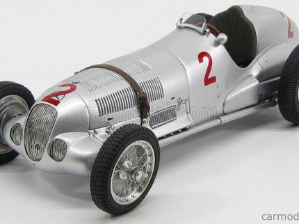 Mercedes Benz F1 W125 N°2 GP Donington 1937 H.Lang 1:18 CMC strieborná