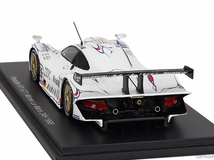 Porsche 911 GT1-98 3.2L Turbo Team Porsche AG MOBIL-1 N°26 Víťaz 24h Le Mans 1998 Allan Mcnish - Laurent Aiello - Stephane Ortelli 1:43 Spark Model biela modrá červená
