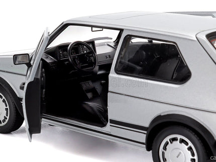 Volkswagen Golf I Gti Pirelli 2-DOOR 1983 1:18 Welly strieborná