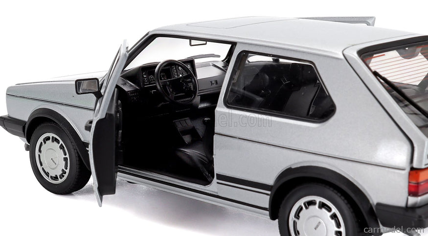 Volkswagen Golf I Gti Pirelli 2-DOOR 1983 1:18 Welly strieborná