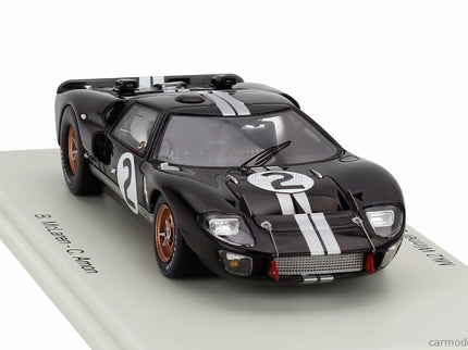 Ford GT40 Mkii 7.0L V8 Team Shelby American Inc. N°2 Víťaz 24h Le Mans 1966 Bruce Mclaren - Chris Amon 1:43 Spark Model čierna strieborná