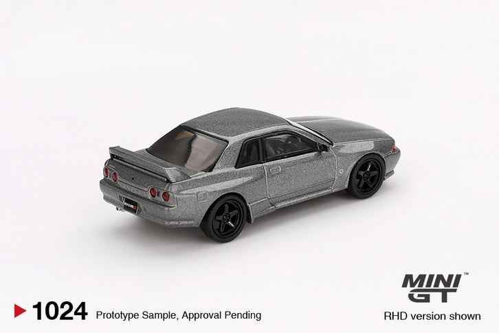 Nissan Skyline GT-R Nismo BNR32 CRS Version 1:64 MINI GT Dark Metal Gray