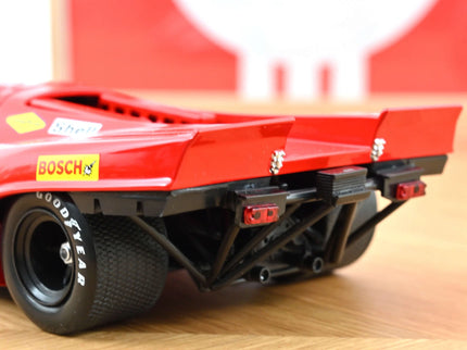Porsche 917K 4.9L Team Salzburg N°23 Víťaz 24h Le Mans 1970 Hans Herrmann - Richard Attwood 1:18 Norev červená biela